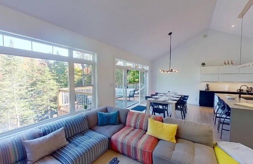 Mille-Isles Ski Chalet | LAKEFRONT (private quay)-SPA-BILLARD-PING PONG-WORKING TABLE