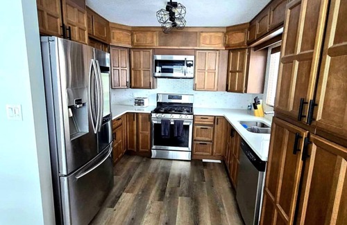 Alberta Beach House | Lakefront property with a stunning view and a private access to the lake!