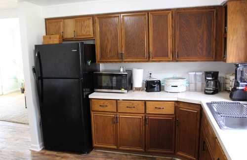 Pierceton House | Lakefront Property-Vaulted Ceiling, Dock/Beach, Pet friendly!