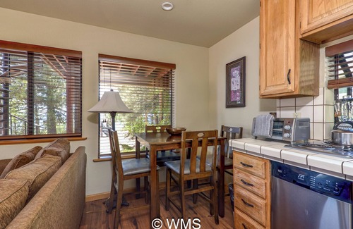 Tahoe Vista Apartment | Lakefront Resort - Pool, Spa, Beach, BBQ, Pier #02