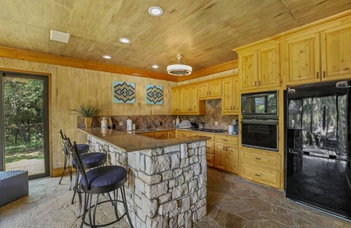 Denton House | Lakefront Resort Sleeps 16 Pool Hot Tub Game Room