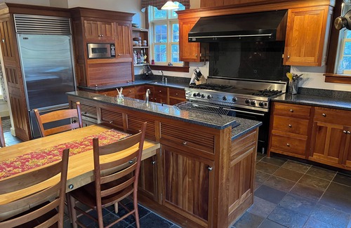 Forest Dale House | Lakefront Retreat 20 minutes from Middlebury