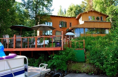 West Glacier House | LAKEFRONT RETREAT BY GLACIER PARK