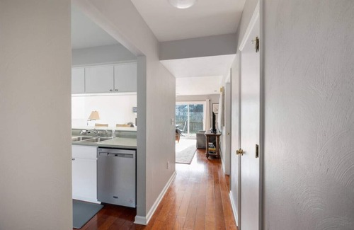 Goodview Apartment | Lakefront Retreat | Great Views, Pool, Dock Access