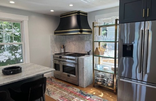 Falmouth House | Lakefront Retreat Near Portland – Modern Comfort with Classic Charm.