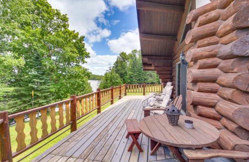 Rogers Township House | Lakefront Retreat with Dock and Yard in Remer!