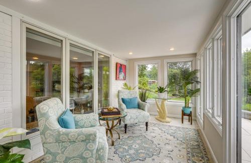 Columbia Apartment | Lakefront Retreat with Sunroom, Patio and Kayak!