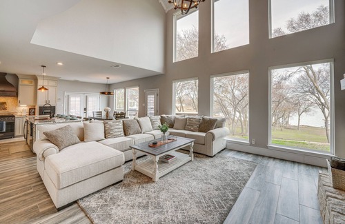 Rowlett House | Lakefront Rockwall Vacation Rental w/ Private Pool