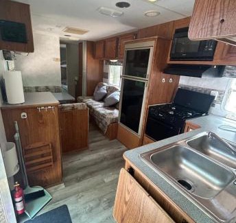 Parry Sound Other | Lakefront RV Cottage in Parry Sound #10
