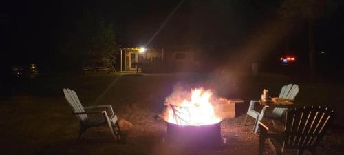 Cherry Valley Cabin | LakeFront Sandbanks Cherry Valley Family Camp
