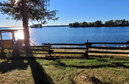 Cherry Valley Cabin | LakeFront Sandbanks Cherry Valley Family Camp