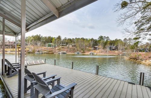 Seneca Apartment | Lakefront Seneca Vacation Rental with Shared Dock!