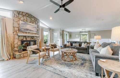 Sherrills Ford House | Lakefront Sherrills Ford Haven with Boat Dock!