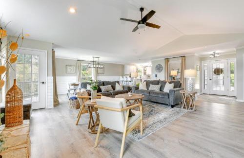 Sherrills Ford House | Lakefront Sherrills Ford Haven with Boat Dock!