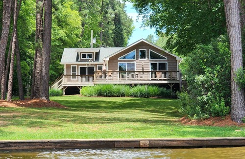 Littleton House | Lakefront single-story home, Flat lot! Huge game room!