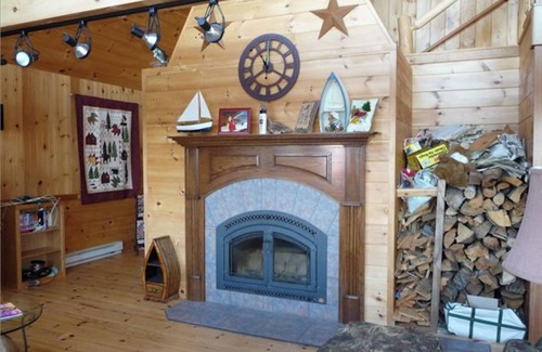 Alton Bay House | Lakefront Sleepers Island - Amazing views, sunset, newer home - Boat Required