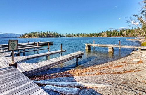 Polson Apartment | Lakefront studio with bay & mountain views, AC, docks for swimming & kayaking