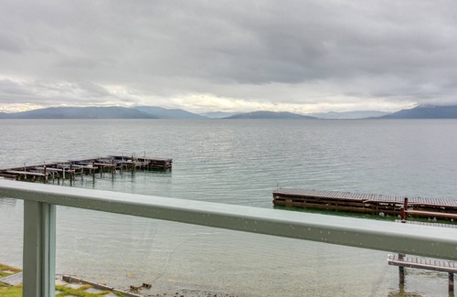 Polson Apartment | Lakefront studio with lake & mountain views, central AC & swimming dock
