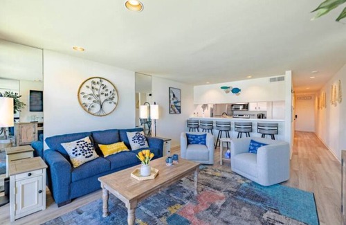 Walden on Lake Conroe Condo | Lakefront Sunrise Retreat