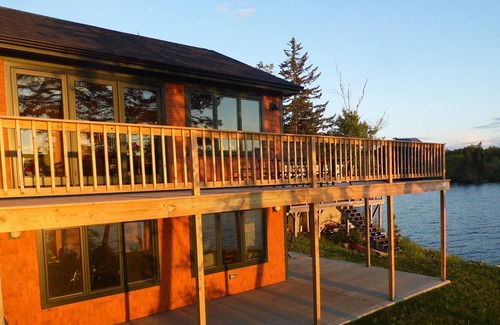 East Machias Cottage | Lakefront sunset cottage