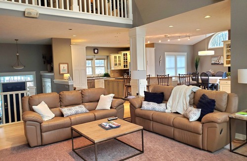 Rockford House | Lakefront Sunsets and Sandy Beach in Rockford, MI