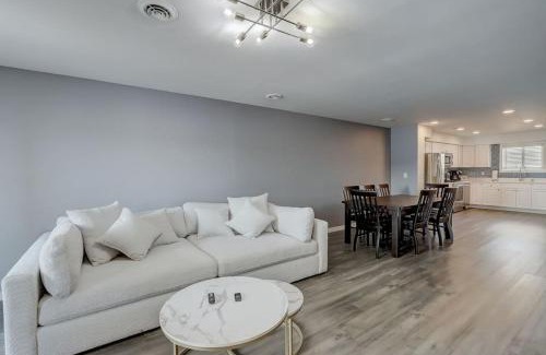 Lake Delton House | Lakefront Therapy for Couples or Families