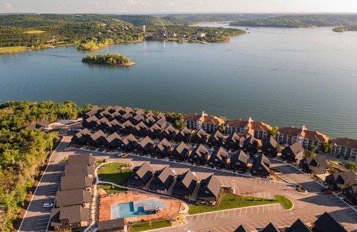 Hollister House | Lakefront | Two homes (sleeping 46) golf simulators, outdoor saunas, & hot tubs