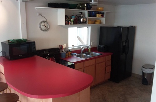 Truth or Consequences House | LAKEFRONT- Mid Century Bungalow