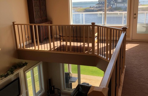 Westerose House | Lakefront Vacation home