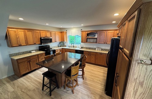 Kalkaska House | Lakefront Vacation Home