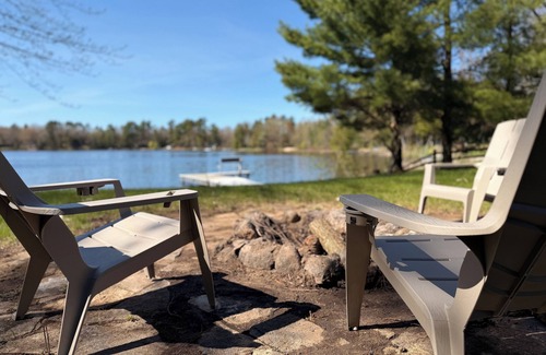 Galloway House | Lakefront Vacation Home