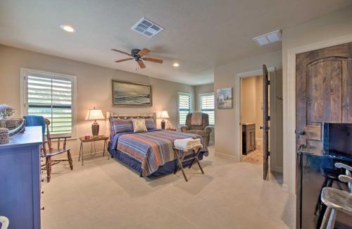 Lissie Villa | Lakefront Wallis Ranch with Private Beach and Patio!