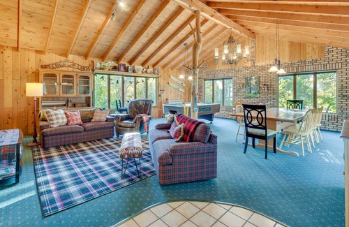 Webster House | Lakefront Webster Home: Private Boat Dock & Beach!