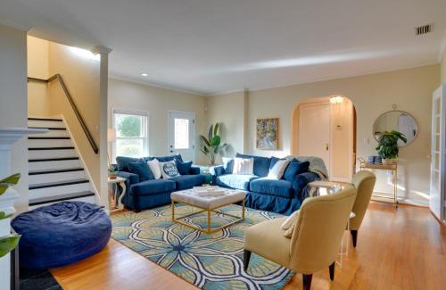 Winter Haven House | Lakefront Winter Haven Retreat Hot Tub and Patio!