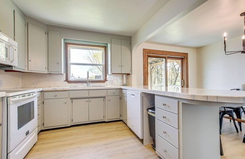 Birnamwood House | Lakefront Wisconsin Getaway: Fish, Boat, Relax!