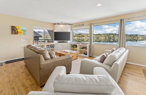 Chelan House | Lakefront with Three Levels, Hot Tub, Dock, and Great Views - Dogs Welcome