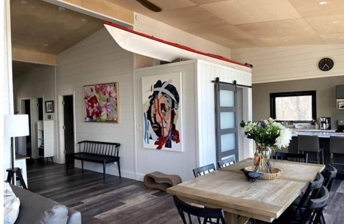 Carling Cottage | LakeHaven: New, inspired, monthly retreat