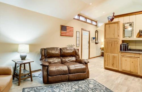 Lakehills House | Lakehills Cabin with Fire Pit, Near Medina Lake!