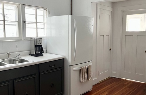 Grayling House | Lakehouse close to wine tasting, breweries, canoeing, color tours, and fun.
