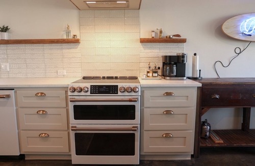 Azle House | Lakehouse on Eagle Mountain - Family Fun or Pickleball Getaway! NEW full Remodel