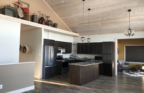 Erickson House | LAKEHOUSE RETREAT