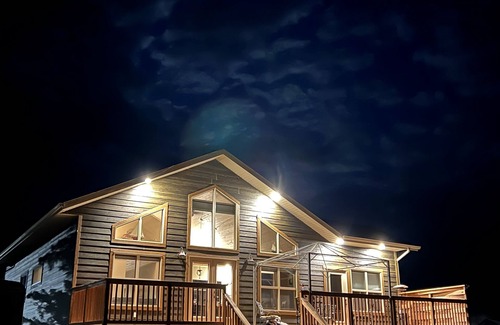 Erickson House | LAKEHOUSE RETREAT