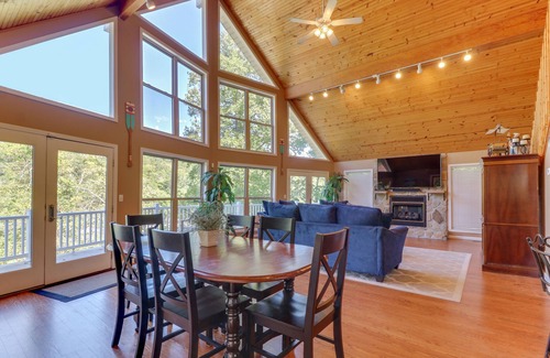 Caryville House | Lakehouse with covered dock, slide, and outdoor kitchen! Close to I-75, trails.