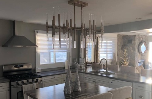 Wainfleet House | Lakehouse with Private Beach!