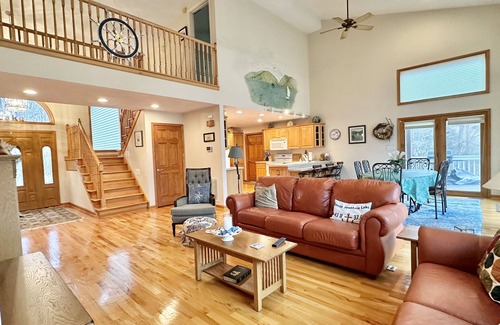 Smith Mountain Lake House | Lakehouse1