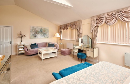 Deanshanger Hotel | Lakehurst Park