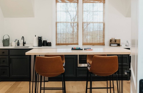 Eufaula Apartment | LakeItToTheLimit Loft - New Charming studio in Eufaula's Patriot Pointe