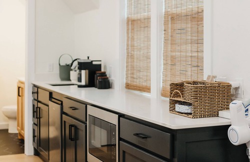 Eufaula Apartment | LakeItToTheLimit Loft - New Charming studio in Eufaula's Patriot Pointe