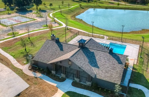 Eufaula Apartment | LakeItToTheLimit Loft - New Charming studio in Eufaula's Patriot Pointe