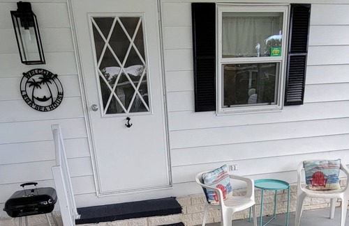 Fussels Corner House | Lakeland living in a safe golf community. Close to shopping and dining.